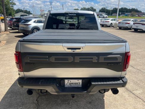 Used 2019 Ford F150 Raptor w/ Equipment Group 802A Luxury image 8