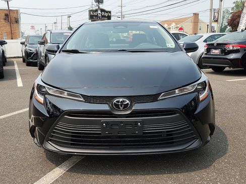 Certified 2023 Toyota Corolla LE w/ Carpet Mat Package (TMS) FWD image 2