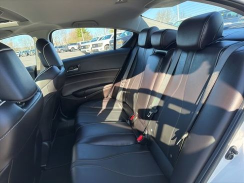 Used 2022 Acura ILX w/ Premium Package FWD image 11