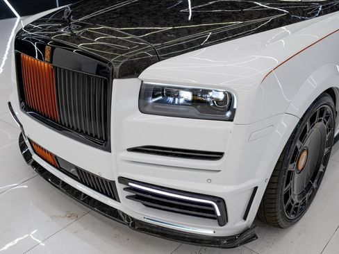 Used 2024 Rolls-Royce Cullinan AWD/4WD image 8