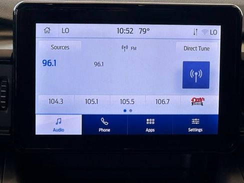Used 2023 Ford Explorer XLT AWD/4WD image 12