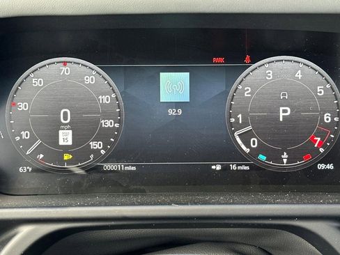 New 2026 Land Rover Defender 110 X-Dynamic SE AWD/4WD image 19
