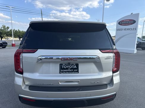 Used 2024 GMC Yukon XL SLT image 5