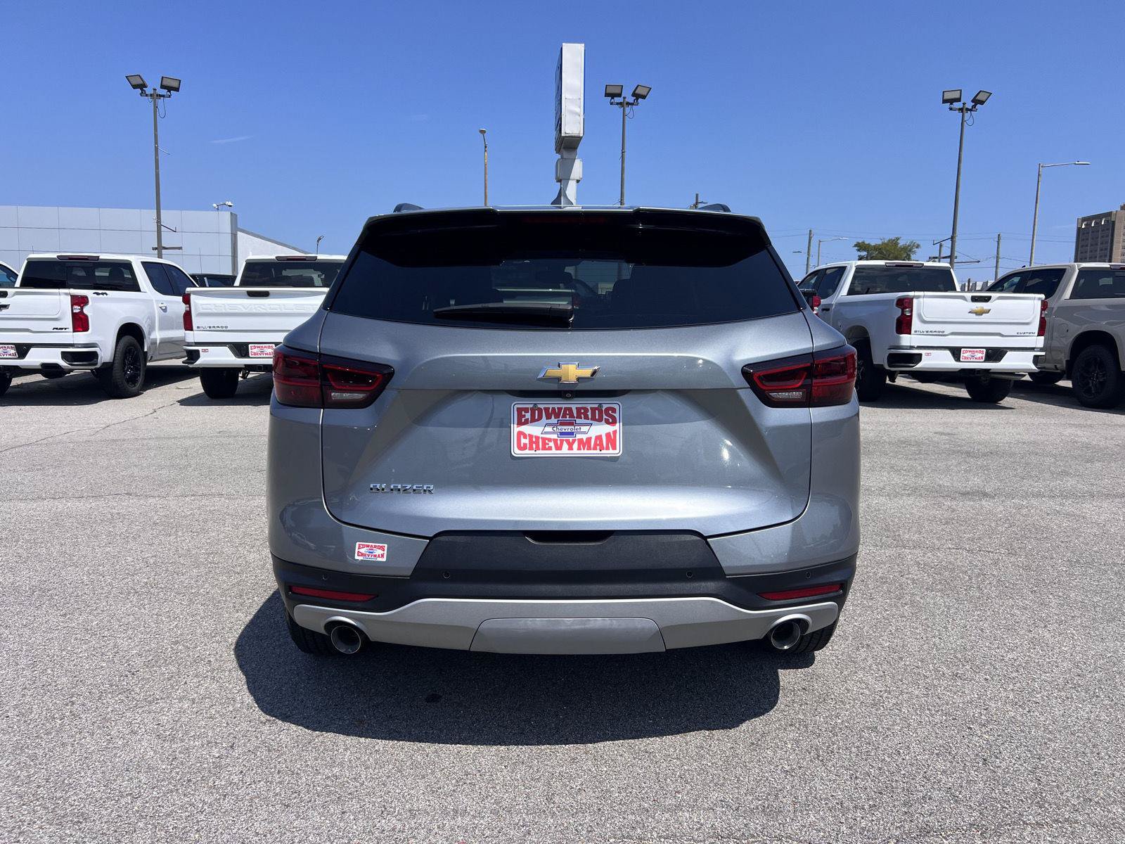 Used 2024 Chevrolet Blazer LT w/ Convenience Package FWD image 32