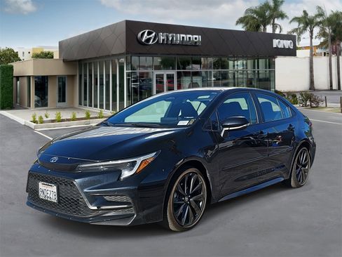 Used 2024 Toyota Corolla SE image 7