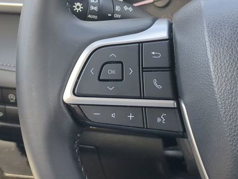 Used 2023 Toyota Highlander XSE image 25