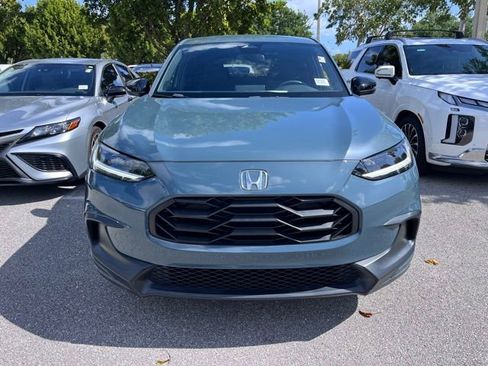 Used 2023 Honda HR-V Sport image 2