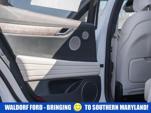 Used 2024 Genesis G80 image 37