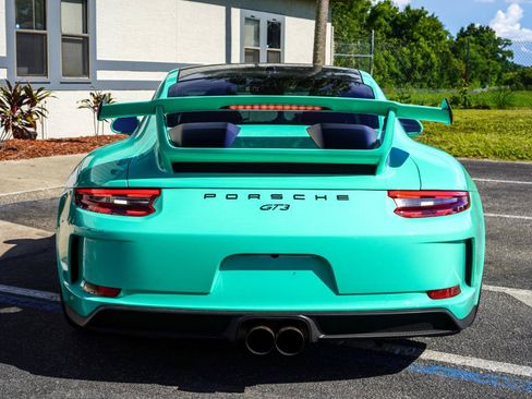 Used 2018 Porsche 911 GT3 RWD image 5