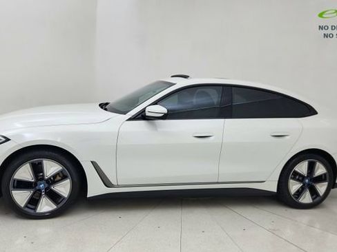 Used 2023 BMW i4 eDrive35 RWD image 3