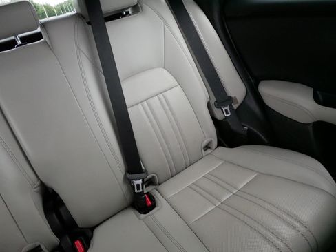 Used 2025 Honda HR-V EX-L image 14