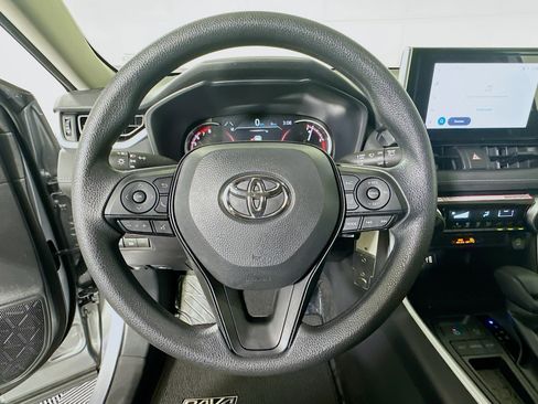 Used 2025 Toyota RAV4 LE FWD image 15
