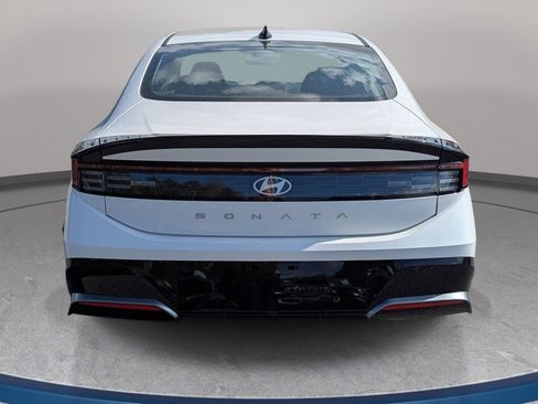 Used 2025 Hyundai Sonata SEL FWD image 6
