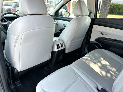 Used 2025 Hyundai Tucson SEL FWD image 24