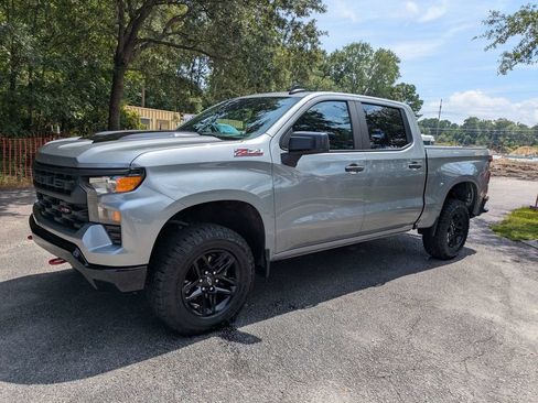 Used 2023 Chevrolet Silverado 1500 Custom Trail Boss AWD/4WD image 8