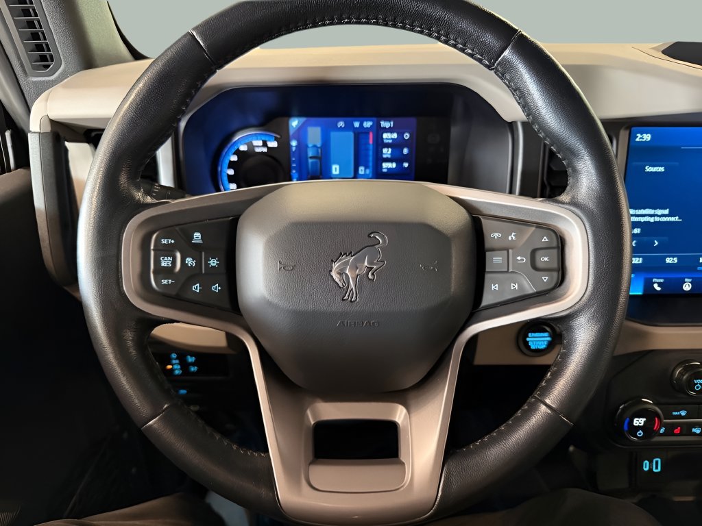 Used 2023 Ford Bronco Wildtrak AWD/4WD image 16
