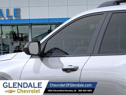 New 2026 Chevrolet Equinox RS w/ LPO, Floor Liner Package FWD image 12