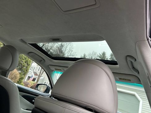 Used 2013 Lexus LS 460 AWD w/ Comfort Pkg image 8