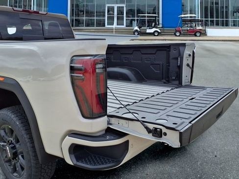 New 2026 GMC Sierra 2500 AT4 w/ AT4 Premium Plus Package image 29