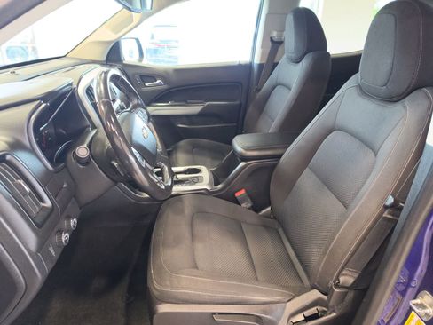 Used 2017 Chevrolet Colorado LT w/ LT Convenience Package AWD/4WD image 13