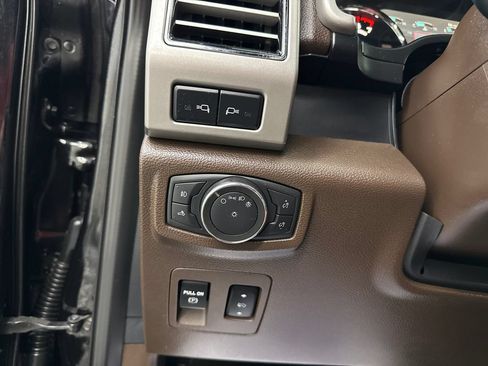 Used 2020 Ford F150 King Ranch AWD/4WD image 32
