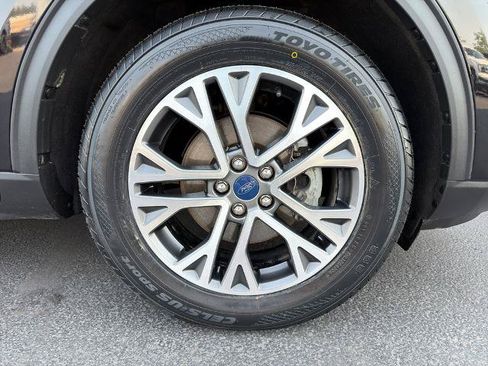 Certified 2022 Ford Escape SEL AWD/4WD image 5