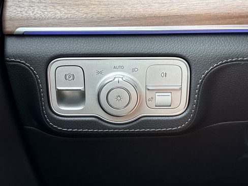 New 2026 Mercedes-Benz GLE 350 4MATIC image 19