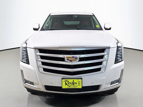 Used 2017 Cadillac Escalade ESV Premium Luxury AWD/4WD image 2