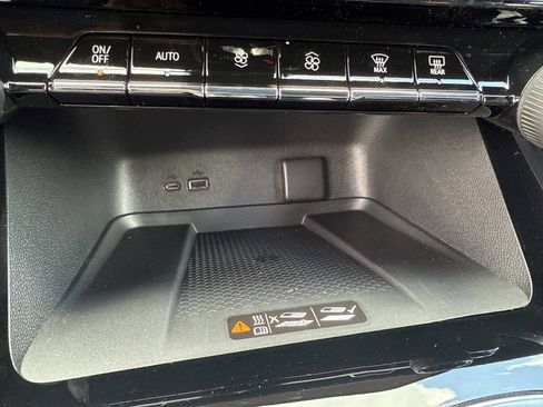 New 2026 Chevrolet Traverse Z71 w/ Enhanced Driving Package image 29