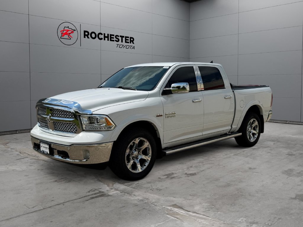 Used 2017 RAM 1500 Laramie w/ Convenience Group AWD/4WD image 7