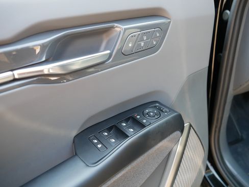 Used 2024 Kia EV9 Land AWD/4WD image 19
