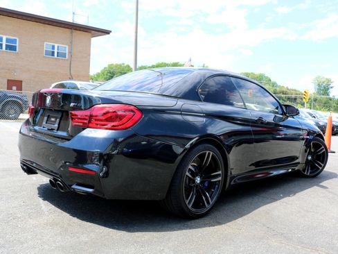 Used 2020 BMW M4 Convertible w/ Executive Package image 4