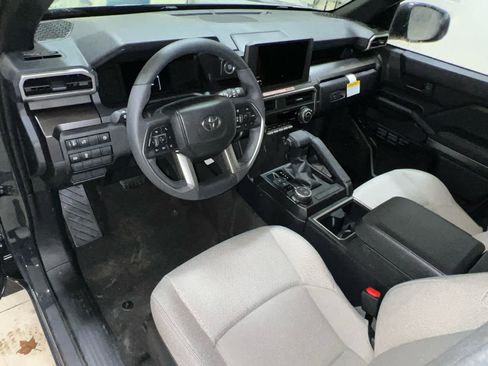 New 2026 Toyota 4Runner SR5 image 13