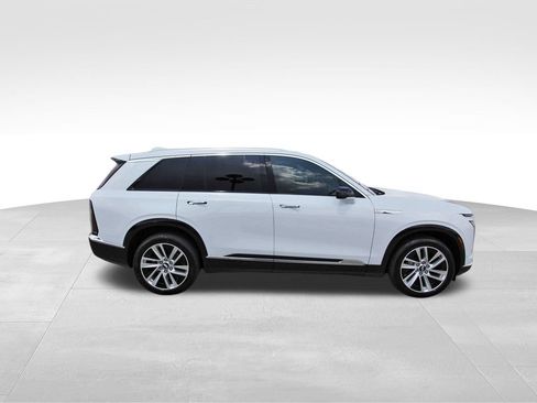 New 2027 Cadillac Vistiq Luxury AWD/4WD image 5