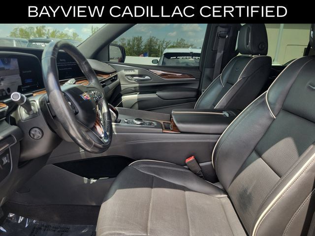 Certified 2022 Cadillac Escalade Premium Luxury RWD image 28