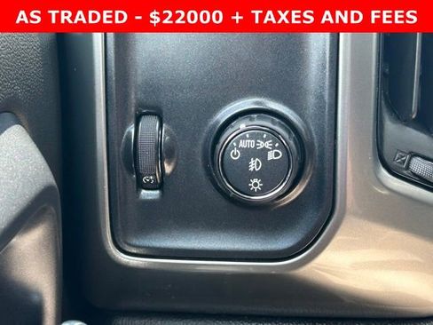 Used 2018 Chevrolet Silverado 1500 LT w/ Texas Edition RWD image 19