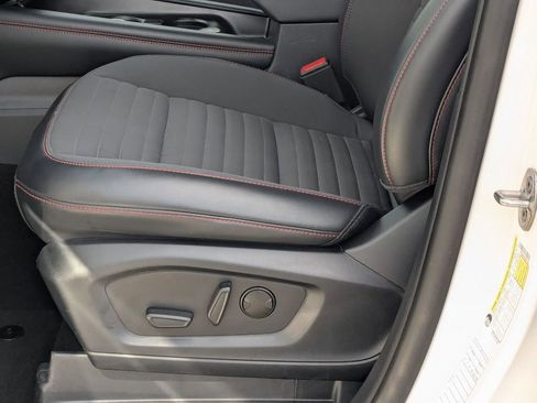 Used 2025 Ford Explorer ST-Line w/ ST-Line Street Pack image 21