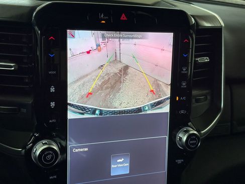 New 2026 RAM 1500 4x4 Crew Cab image 42