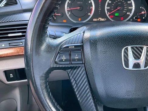 Used 2011 Honda Accord EX-L image 23