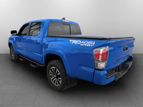 Used 2021 Toyota Tacoma TRD Sport w/ Technology Package image 9