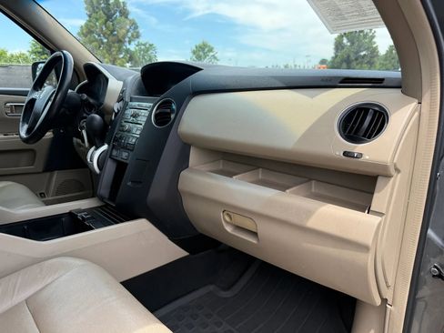 Used 2009 Honda Pilot EX-L image 19