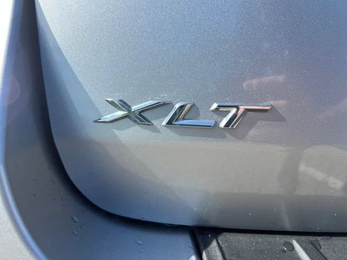 Used 2023 Ford Explorer XLT w/ Equipment Group 202A AWD/4WD image 40