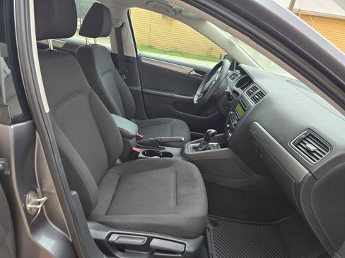 Used 2015 Volkswagen Jetta SE FWD image 9