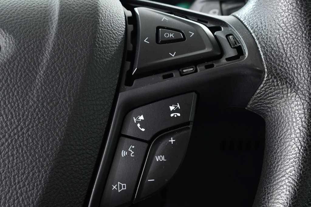 Used 2020 Ford Fusion SE FWD image 33