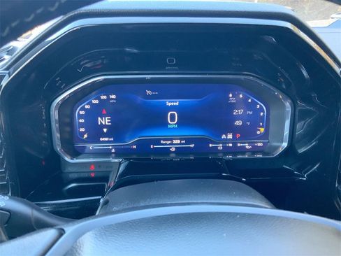 Certified 2022 Chevrolet Silverado 1500 LT Trail Boss w/ Convenience Package II image 12