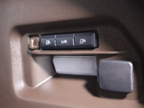 Used 2022 Ford Explorer King Ranch w/ Technology Package AWD/4WD image 41