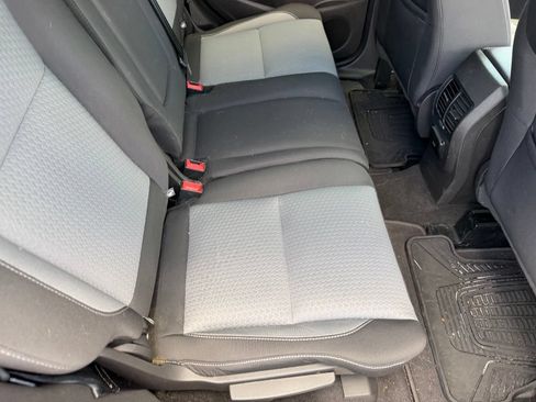 Used 2017 Ford Escape SE w/ Equipment Group 201A AWD/4WD image 17