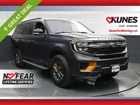Certified 2025 Ford Expedition Tremor AWD/4WD image 1