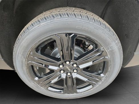 New 2026 GMC Acadia Elevation w/ Black Edition AWD/4WD image 34