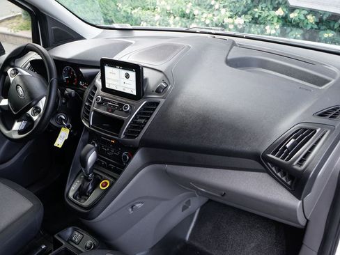 Used 2020 Ford Transit Connect XL FWD image 31